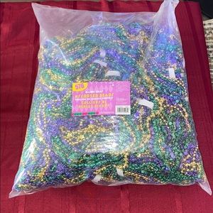 576 Mardi Gras assorted beads (necklaces)